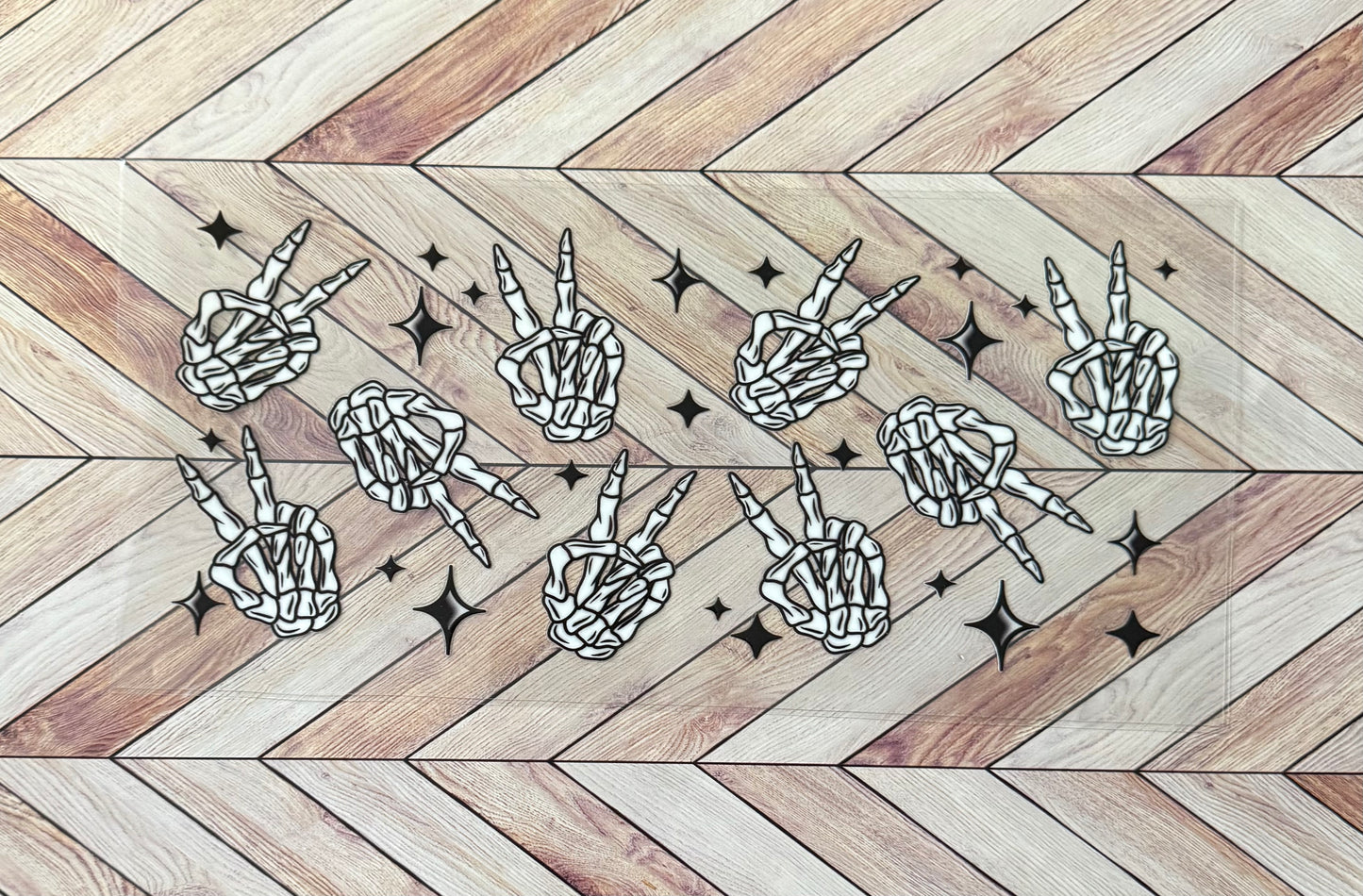 Peace sign skellies