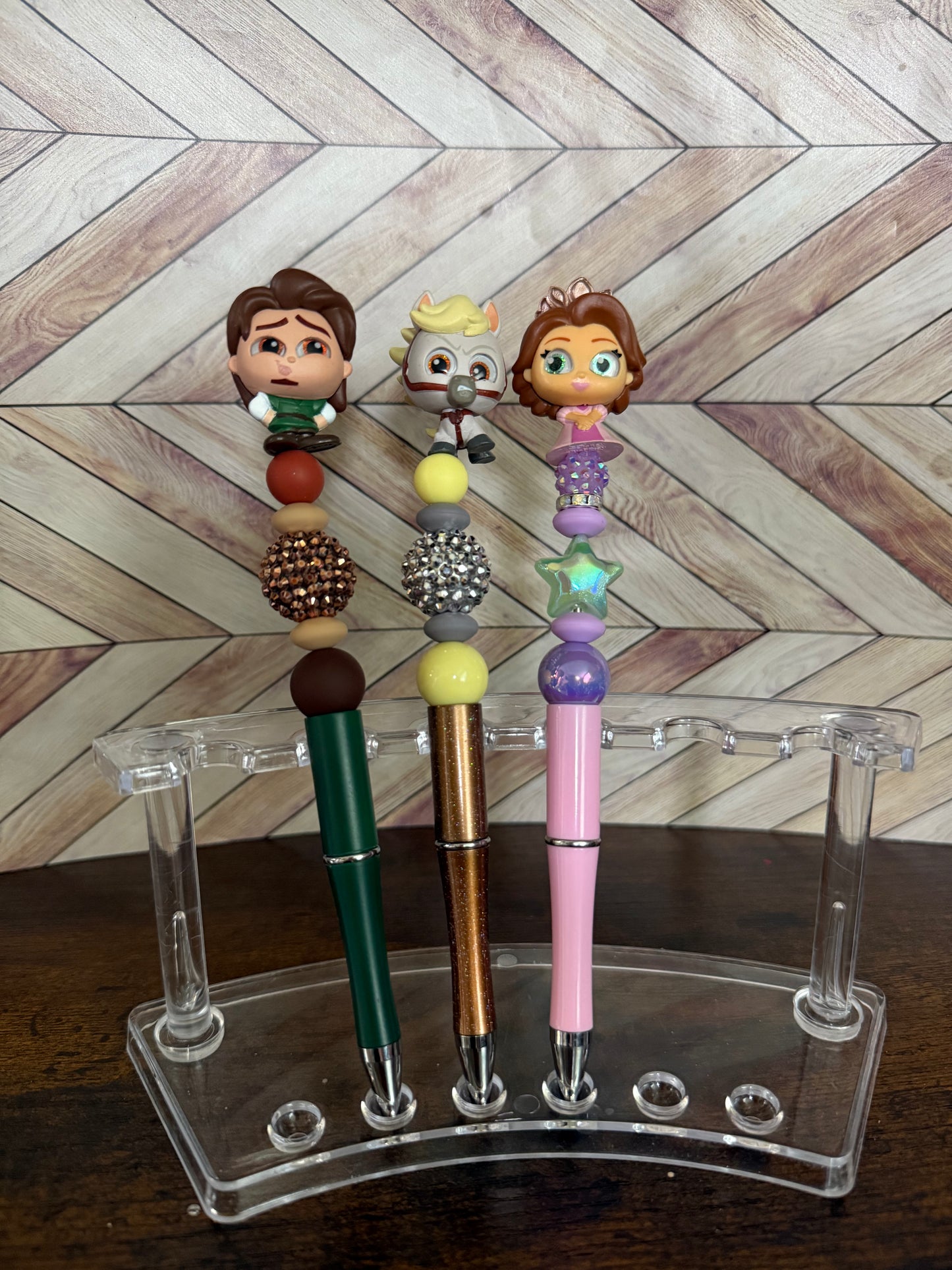 Premade doorable pens