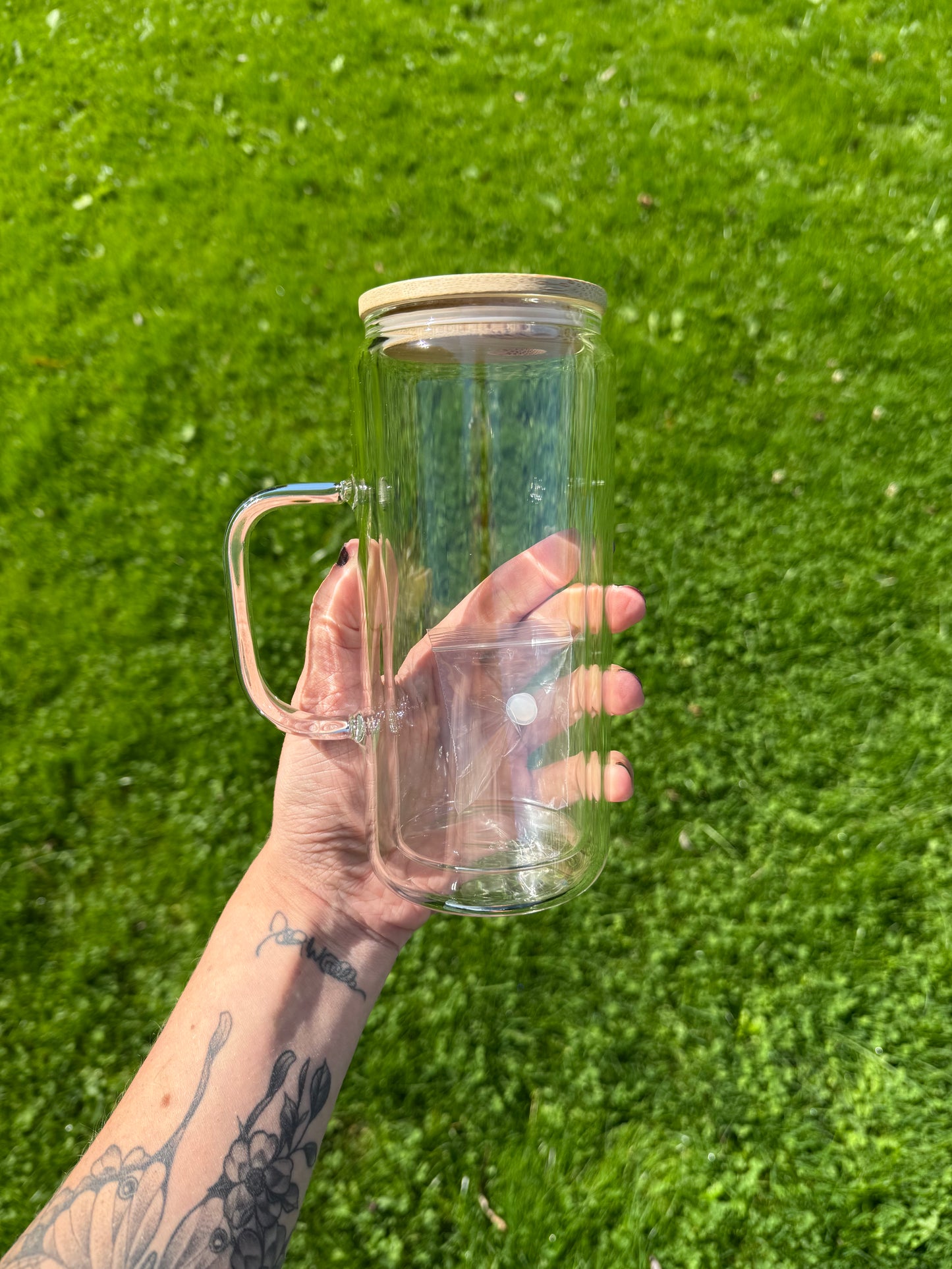 20oz handled glass